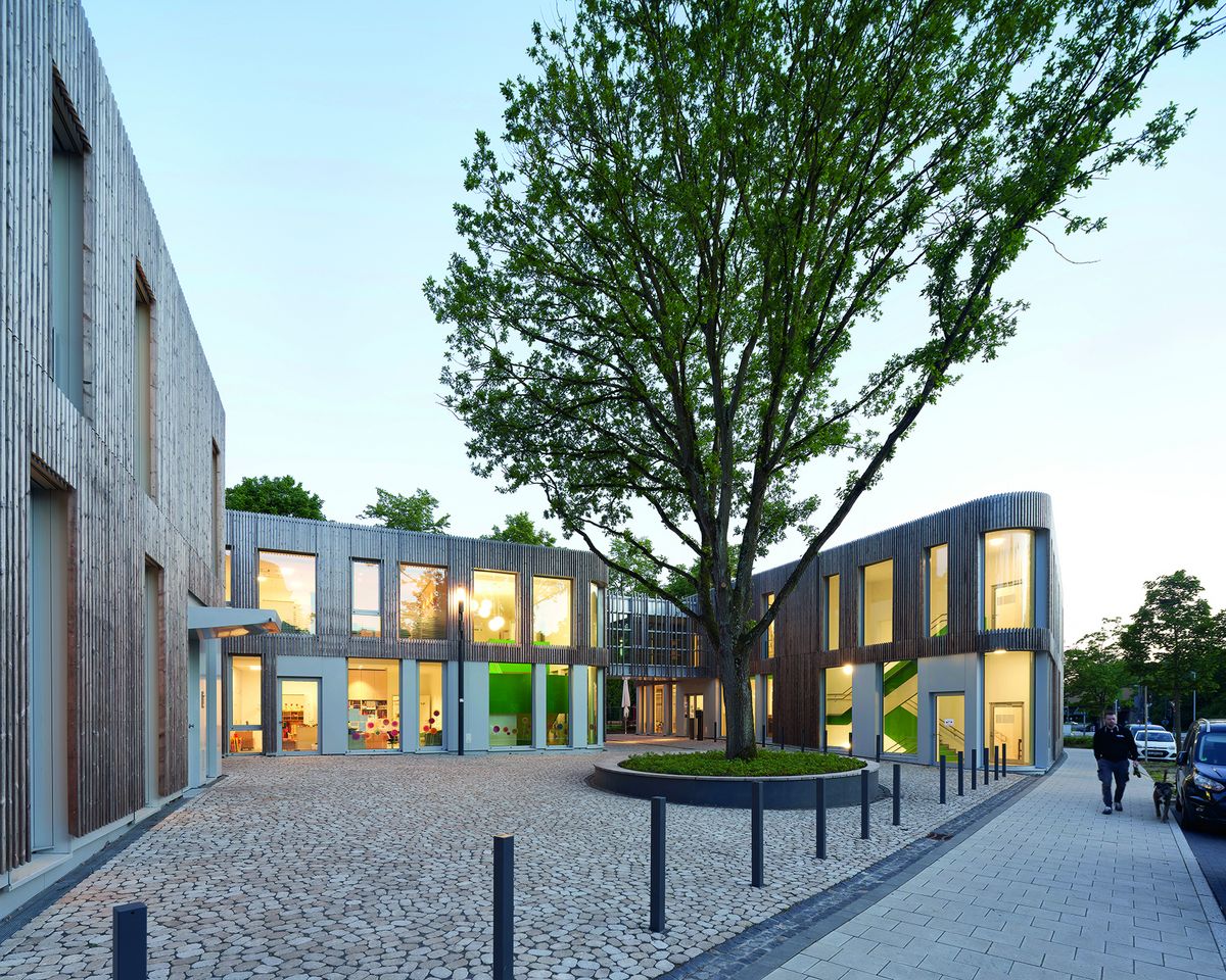 AvB_25_Duesseldorf_SOS-Kinderdorf_Foto_NilsKoenning.jpg SOS-Kinderdorf in Düsseldorf; Architektur: kresings architektur GmbH Düsseldorf